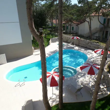 Residence Melograno Bibione Exterior photo