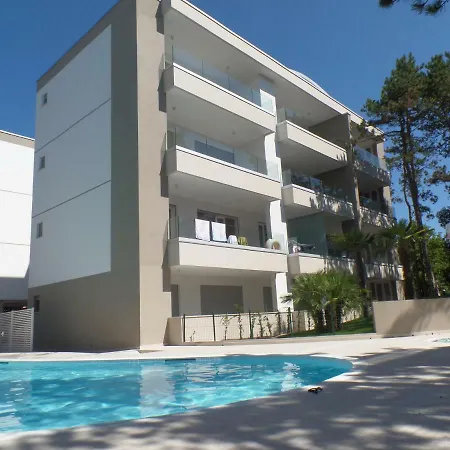 Residence Melograno Bibione Exterior photo